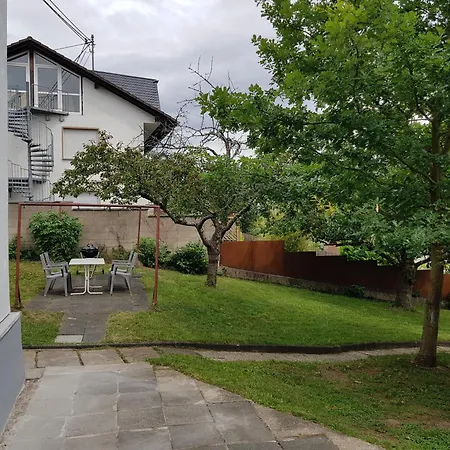 公寓 Maisonette Im Hof Krupp